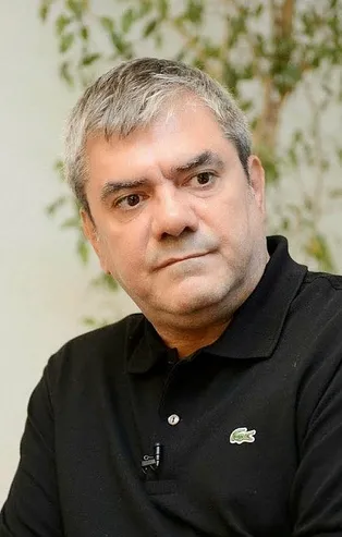 Yılmaz Özdil kaçak villasını haber yapanları üstü kapalı tehdit etti