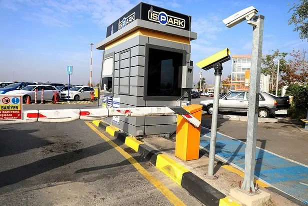 istanbullunun-cilesi-bitmek-bilmiyor-chpli-ibbden-ispark-ucretlerine-yuzde-57-zam-1697037569823.jpeg İstanbullunun çilesi bitmek bilmiyor! CHP'li İBB'den İSPARK ücretlerine yüzde 57 zam-3