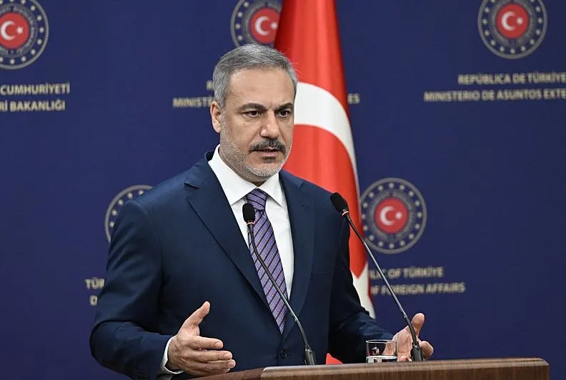 Bakan Fidan’dan kritik çağrısı