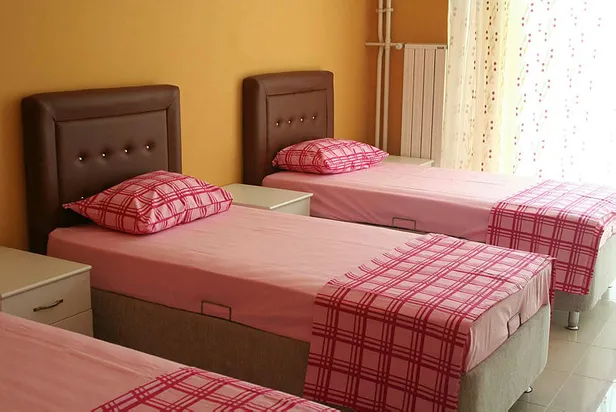 kyk-yurt-basvuru-sonuclari-ne-zaman-aciklanacak-2021-2022-kyk-yurt-basvurulari-ne-zaman-bitiyor-ara-siniflara-kyk-yurdu-cikar-mi-1630958345587.jpg 2021-2022 KYK yurt başvuruları ne zaman bitiyor? KYK yurt başvuru sonuçları ne zaman açıklanacak? Ara sınıflara KYK yurdu çıkar mı?-5