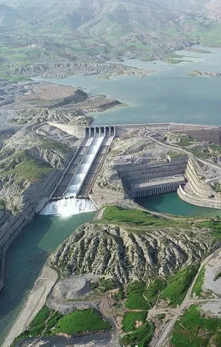 Ilısu Barajı'nda elektrik üretecek 6 türbinden ilki dönmeye başladı