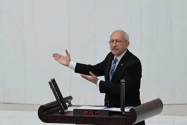 chp-lideri-kemal-kilicdaroglu-ahlaksizlikta-zirve-yapti-gazi-meclisin-kursusunde-seviyesiz-el-hareketi-1638805890382.jpeg