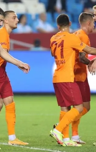 Galatasaray, Kayserispor'a deplasmanda 3-0 yenildi | MAÇ SONUCU