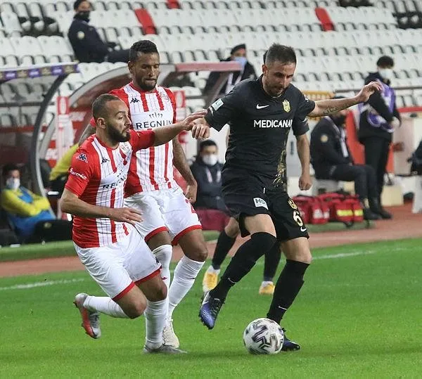 antalyaspor-1-1-yeni-malatyaspor-mac-sonucu-1613413807845.jpeg Antalyaspor 1-1 Yeni Malatyaspor | MAÇ SONUCU-3