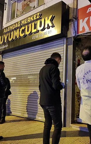 İstanbul'da hareketli anlar! Kuyumcuyu soymak isteyen hırsız bodrumda yakalandı