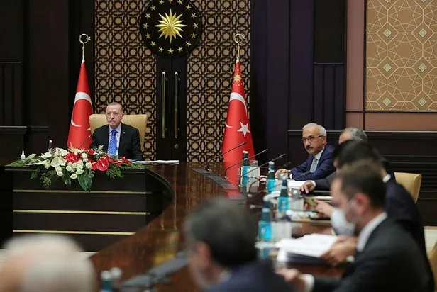 son-dakika-baskan-erdogandan-abdli-sirket-yoneticileriyle-toplantida-bidena-mesaj-yeni-donemin-habercisi-olacak-1622068872821.jpeg Son dakika: Başkan Erdoğan'dan ABD'li şirket yöneticileriyle toplantıda Biden'a mesaj: Yeni dönemin habercisi olacak-2