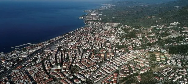 Edremit’te zeytinciliği inşaatla bitirdiler