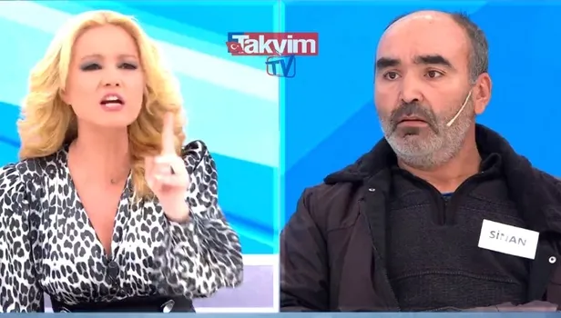 Müge Anlı çileden çıktı! Sapık Sinan oraya kilitlendi! Müge Anlı fark edip küplere bindi: "Bacaklarıma bakma, yararım beynini"