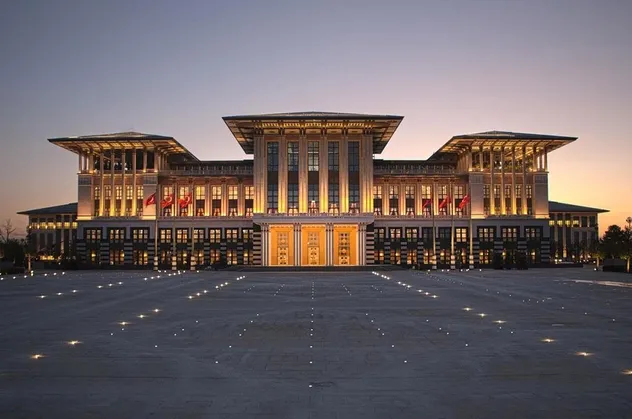 Son dakika: İletişim Başkanlığından CHP Grup Başkanvekilinin yorumlarına ilişkin açıklama:  "Ya cahilliktir ya kötü niyetliliktir"