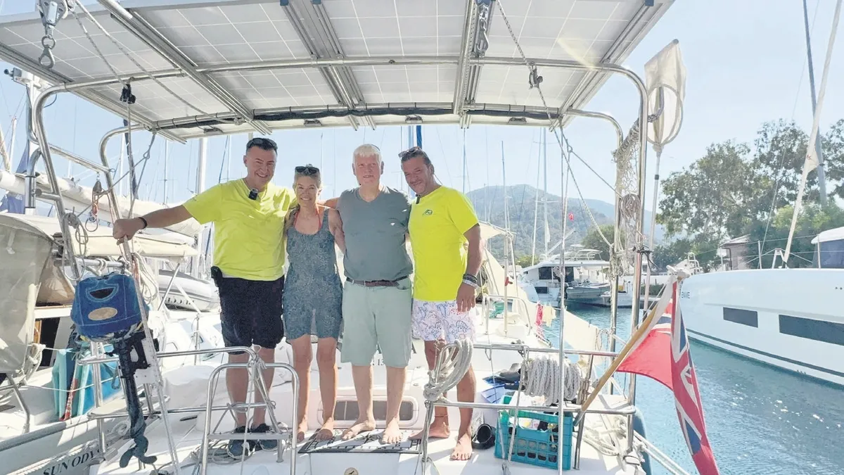 Ege'de ölüme karşı yarış: Teknede eşek arısı sokan İngiliz, Türk kaptanlara minnettar! "Yarım saat içinde beni alarak ambulansa yetiştirmişler…"