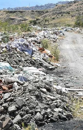 İzmir'de çevre felaketi: Piknik alanları çöplüğe dönünce halk isyan etti
