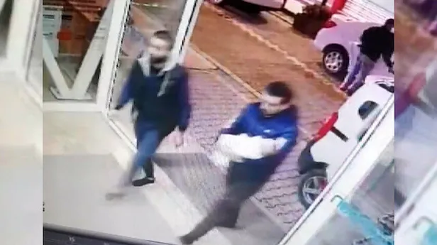 Küçük bebeğin ölümü hakkında korkunç iddia! Doktor izleri fark edince...-1