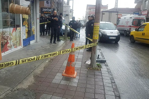 Esenyurt'ta silahlı saldırı! Yaralılar var