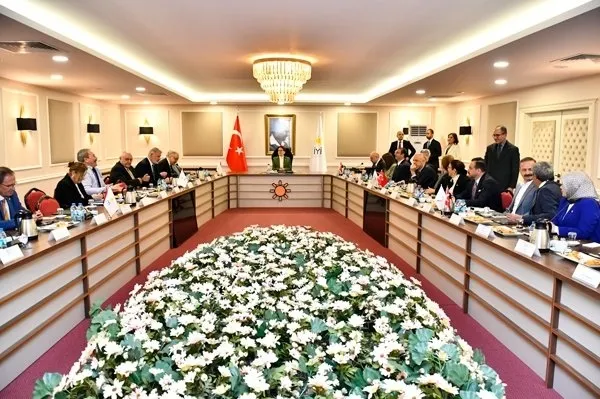 iyi-partide-kac-milletvekili-var-2023-iyi-parti-oy-orani-kac-ne-kadar-24-haziran-2018-turkiye-genel-secimlerin-1677849931384.jpg İYİ Parti oy oranı kaç, ne kadar? İYİ Parti'de kaç Milletvekili var 2023? 24 Haziran 2018 Türkiye genel seçimlerinde İYİ Parti toplamda ne kadar oy aldı, yüzde kaç?-3