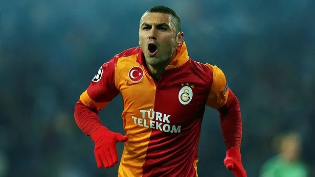 son-dakika-burak-yilmaz-futbolu-biraktigini-acikladi-1685971475626.jpeg