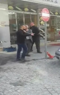 Hüsnü Bozkurt'un şoförü esnafa saldırdı