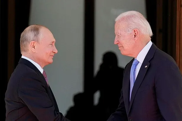 Ukrayna krizinde kritik temas: Biden, Putin ile yapacağı video konferans öncesi Avrupalı müttefikleri ile görüştü-1