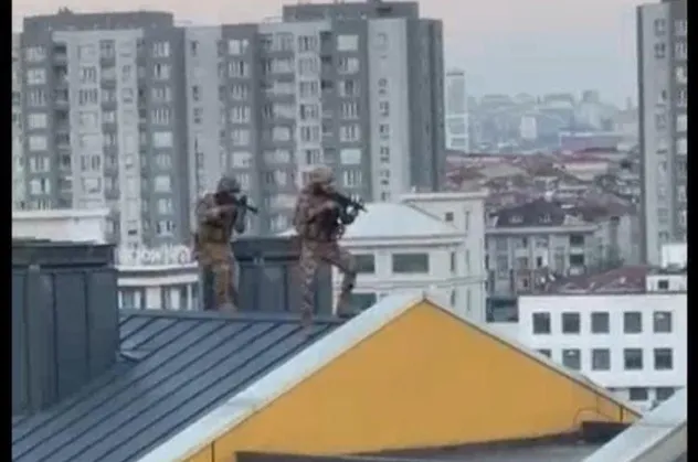 İstanbul'da film gibi operasyon! Çıplak görüntüleriyle şantaj yapmışlardı...