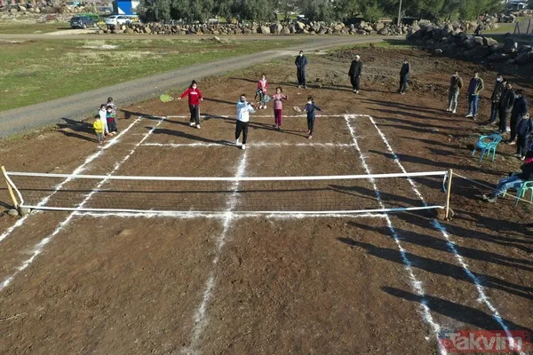 Koronavirüs salgınında köyden dışarı çıkamayan Şanlıurfa Viranşehirliler kendilerini tenise verdi - 35