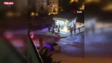 Elazığ’da bıçaklı kavga kamerada!