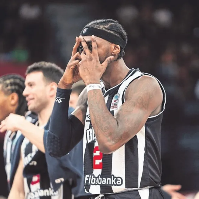 Kartal yarı finalde