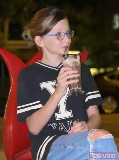 Buckingham Prensesi Henna Bülbül'ün son haline bakın! Demet Akalın bayılıyordu! Çocuktan Al Haberi'de küçücüktü şimdi 11 yaşında - 21