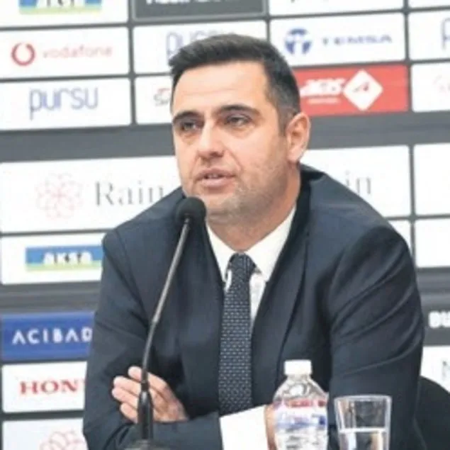 Yabancı hakem istifası
