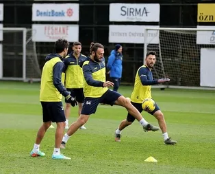 Kruse sahada Vedat kulübede