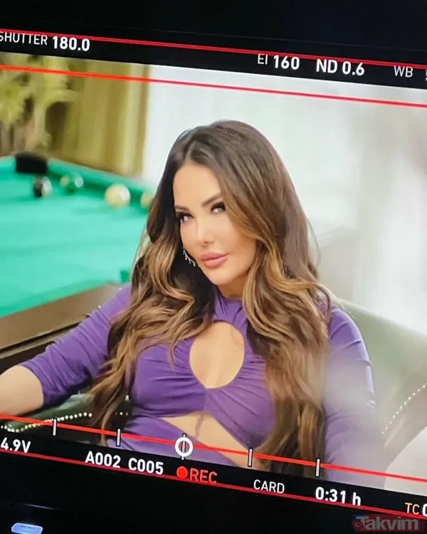 5 yıl öncesini anlatan Esra Balamir’in itirafları Dilan Polat’ı kızdırdı! “Otobüs durağından alıyordum” Meğer Demet Akalın’la da o tanıştırmış... - 9