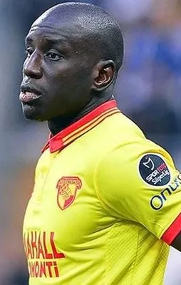 Göztepe'de Demba Ba depremi