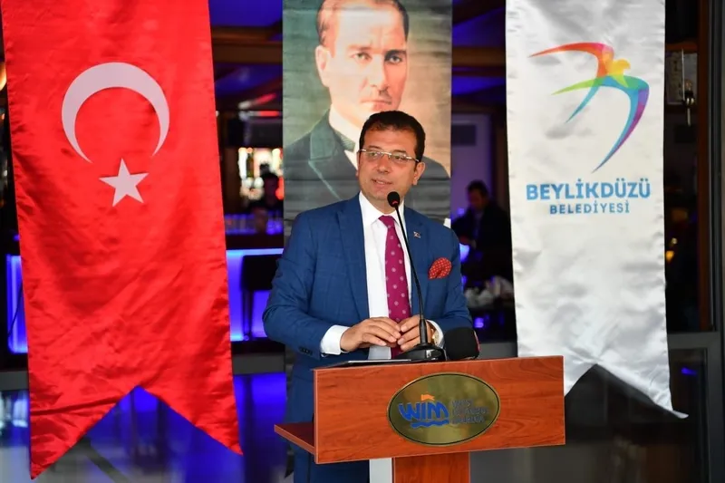 bati-istanbul-vakfindan-reform-vakfina-ekrem-imamoglu-chpyi-asan-siyasi-bir-proje-mi-1749274637281.jpeg Batı İstanbul Vakfı'ndan Reform Vakfı'na... Ekrem İmamoğlu CHP'yi aşan siyasi bir proje mi?-5