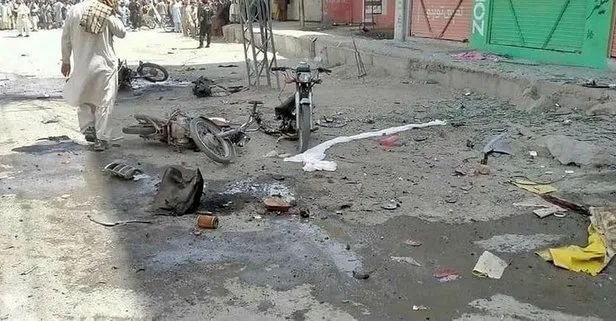 Son dakika: Pakistan’da bombalı saldırı: 5 ölü, 14 yaralı