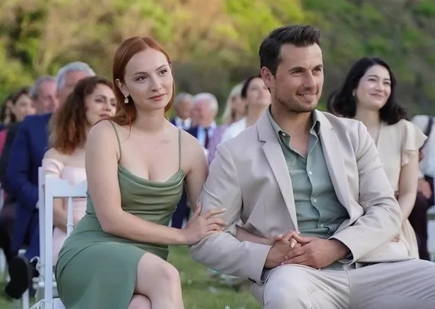 ceylinin-ilgazi-oldurdugu-yargida-kahreden-ayrilik-6-aylik-zaman-atlamasi-herkesi-sasirtmisti-senaryodaki-hika-1655479840334.jpg 6 aylık zaman atlaması herkesi şaşırtmıştı! Ceylin’in Ilgaz’ı öldürdüğü Yargı'da kahreden ayrılık! Senaryodaki hikayesi buraya kadarmış-2