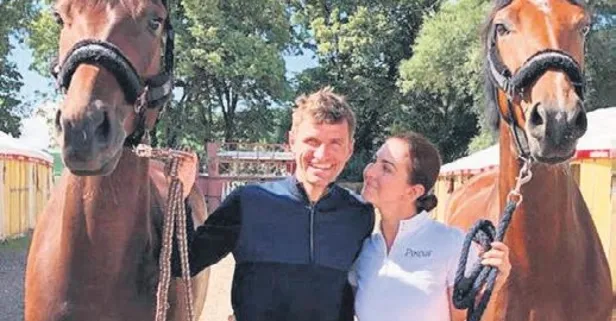Bayern Münih yıldızı Thomas Muller ve eşi Lisa hakkında hayvanlara eziyet suçlaması