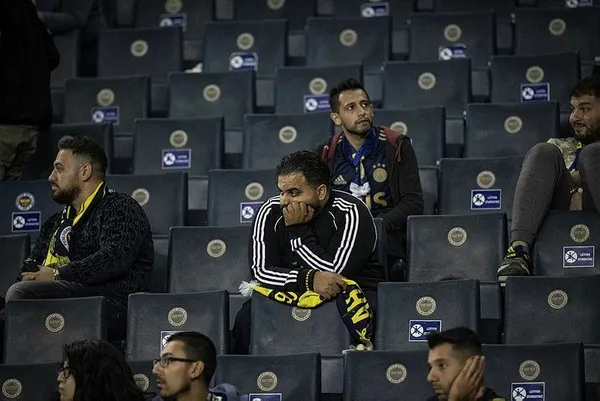 Fenerbahçe'nin başı dertte! Olympiakos maçında hem takım hem de taraftar iyi sınav veremedi-10