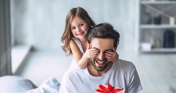 enisteye-amcaya-dayiya-babalar-gunu-mesajlari-2021-dedeye-1624179484305.jpg Enişteye, Amcaya, Dayıya Babalar Günü mesajları 2021! En özel samimi duygusal Babalar Günü mesajları-4