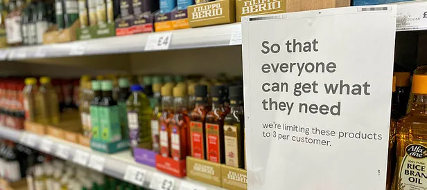 İngiltere’de yağ krizi büyüyor! Sınırlama geldi