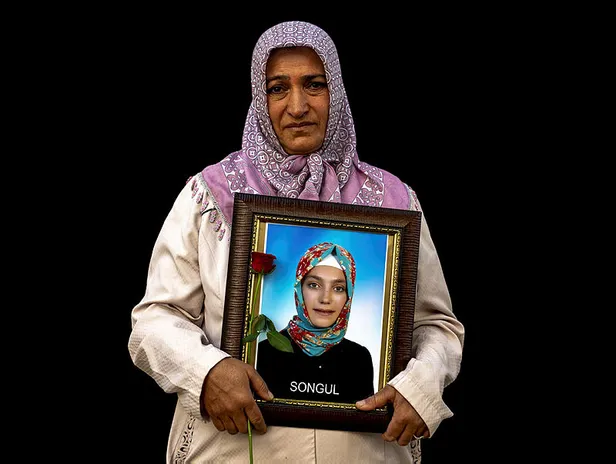 Son dakika: Evlat nöbetinin 16. gününde aile sayısı 40'a yükseldi-3