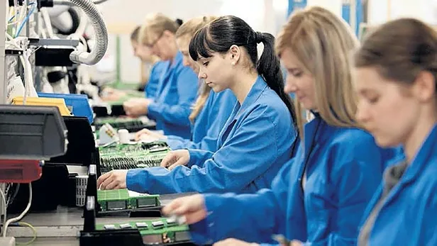 calisanlar-dikkat-is-hayatinda-yeni-donem-kisa-calisma-odenegi-ucretsiz-izin-nakdi-ucret-destegi-fesih-yasagi-1625169472034.jpeg Çalışanlar dikkat! İş hayatında yeni dönem: Kısa çalışma ödeneği, ücretsiz izin, nakdi ücret desteği, fesih yasağı...-4