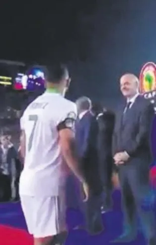 Mahrez, darbeci Sisi hükümetini es geçti