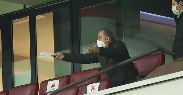 Galatasaray - Antalyaspor maçını tribünden izleyen Fatih Terim çıldırdı