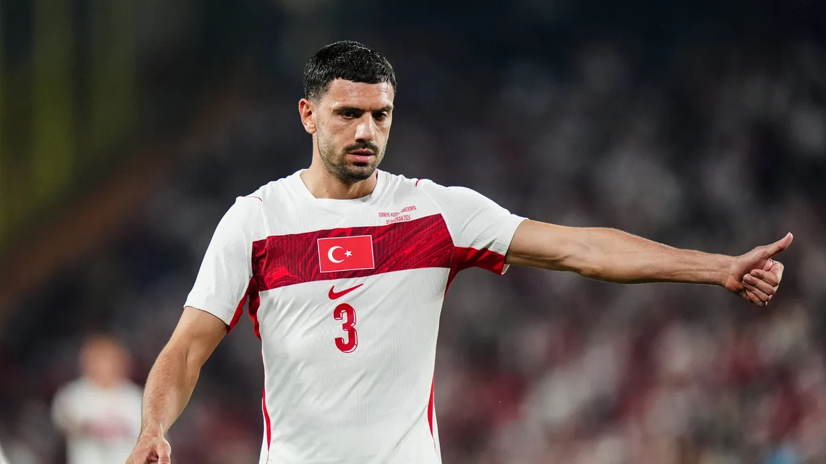 Hakan Safi'den bir bomba daha! Merih Demiral Fenerbahçe'ye söz verdi