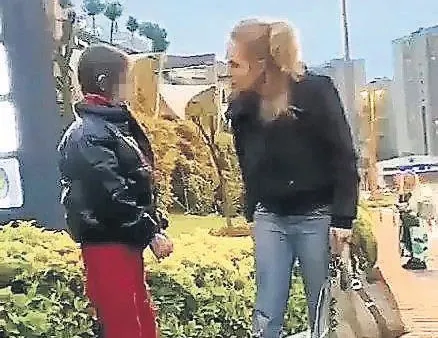 Olmaz olsun böyle anne