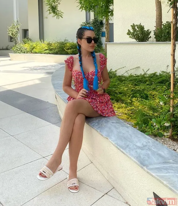 İkinci kez boşanan Selin Ciğerci Gökhan Çıra'nın kardeşinin düğününde ortaya çıktı! O görüntü olay oldu: "Kabak tadı verdiler artık" - 25