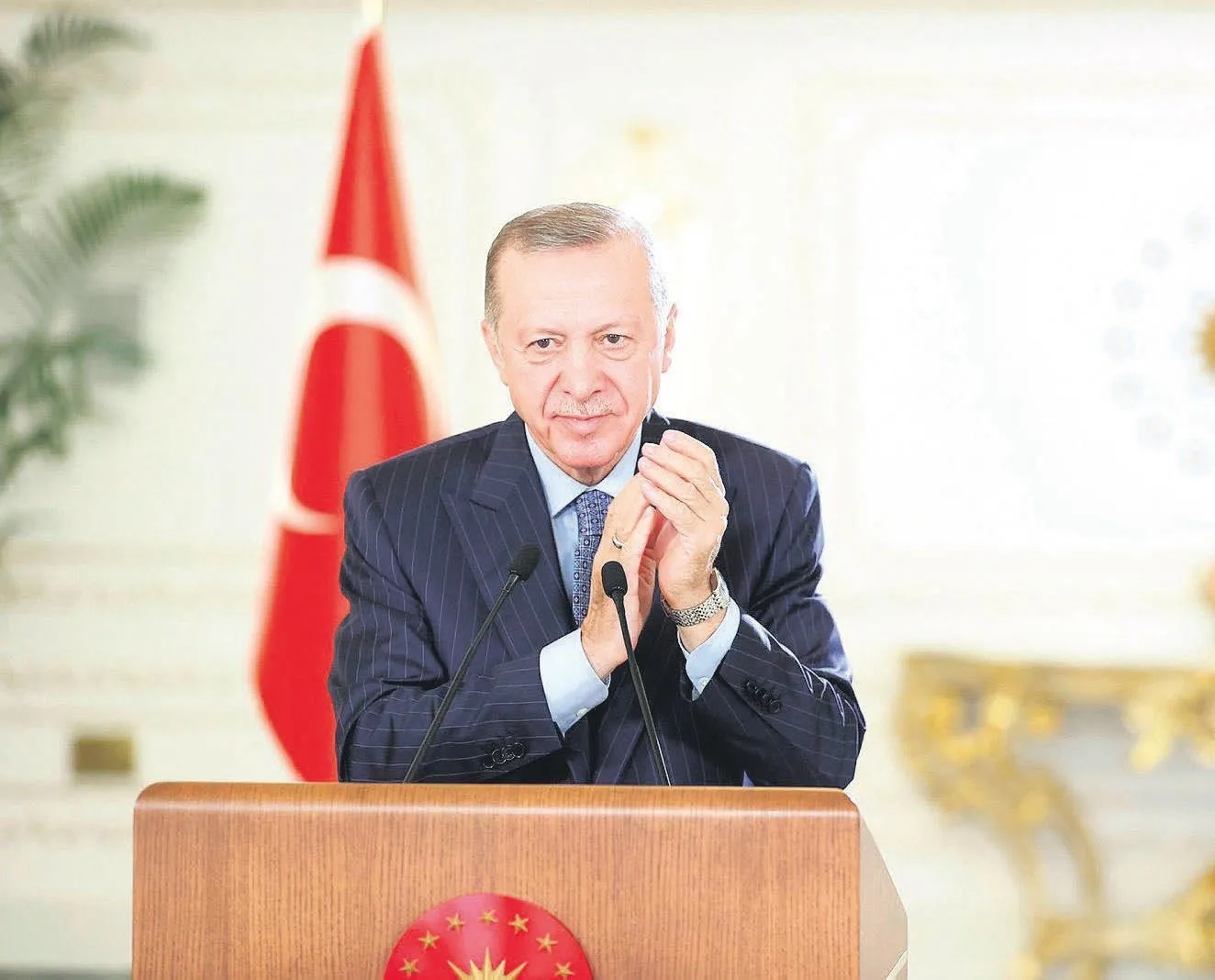 Bay Kemal kurusıkı atıyor