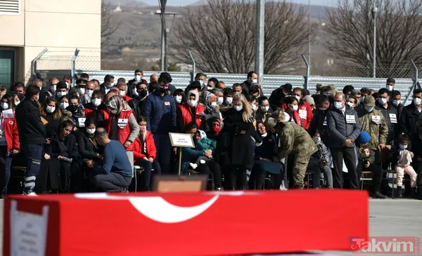 Helikopter kazasında şehit olan 11 asker Elazığ'dan Ankara'ya uğurlandı - 19