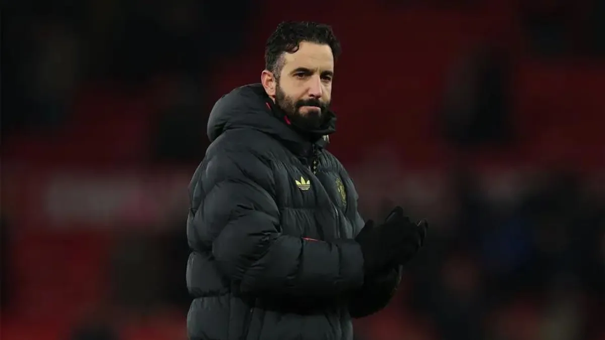 Manchester United'da Ruben Amorim'le yollar ayrıldı