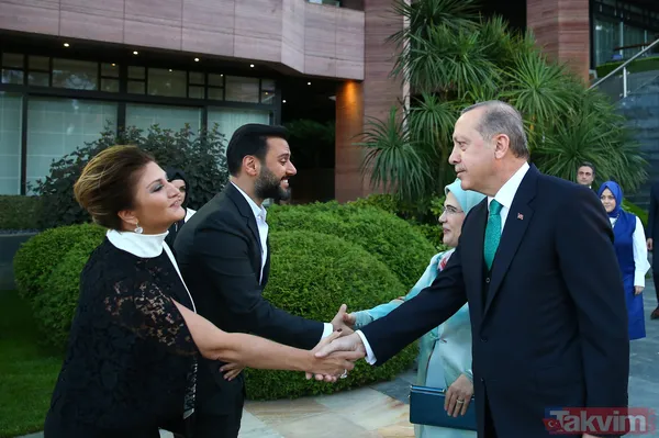 Cumhurbaşkanı Erdoğan İstanbul'da sanatçı ve sporcularla iftar yaptı - 25