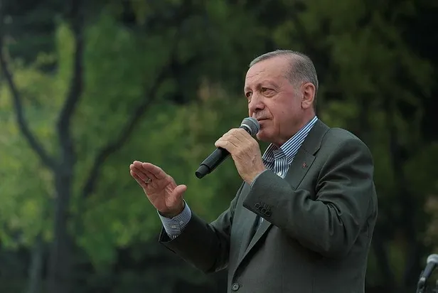baskan-erdogan-istanbulun-fethinin-569-yili-kutlamalari-ve-millet-bahcesi-ilk-fidan-dikim-toreninden-aciklamal-1653859353384.jpeg Başkan Erdoğan İstanbul'un Fethi'nin 569. Yılı kutlamaları ve Millet Bahçesi ilk fidan dikim töreninden açıklamalarda bulundu-8