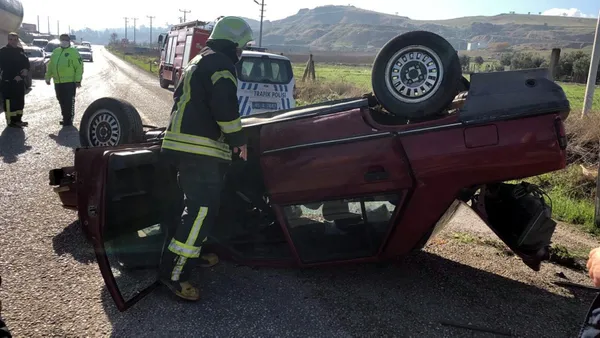 mucize-kurtulus-takla-atan-otomobilden-burnu-bile-kanamadan-cikti-1609250163251.jpg Mucize kurtuluş! Takla atan otomobilden burnu bile kanamadan çıktı-5
